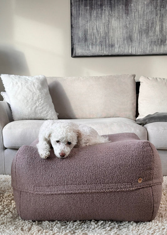 Poufet Pouf Premium Bouclé Hundebett Altrosa im Wohnzimmer, handgemacht Deutschland, Poufet